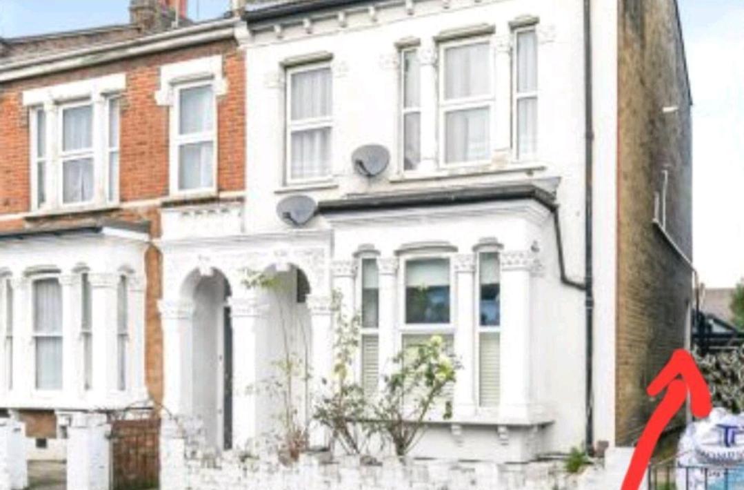 Room With Luxury Private Bathroom & Independent Entrance Near Tube London Kültér fotó